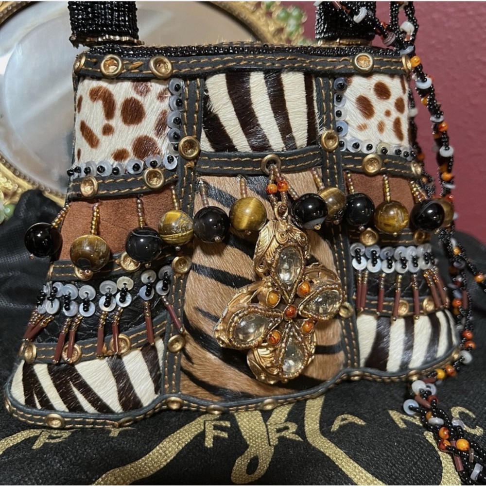 Mary Frances Black/Brown Animal Print Cow Hair Designer Purse Beaded final
! - Picture 2 of 13